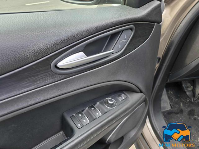 ALFA ROMEO Stelvio usata, con Controllo trazione