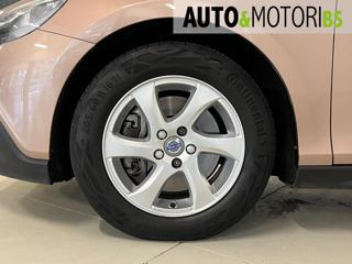 VOLVO V40 Cross Country usata, con Cerchi in lega