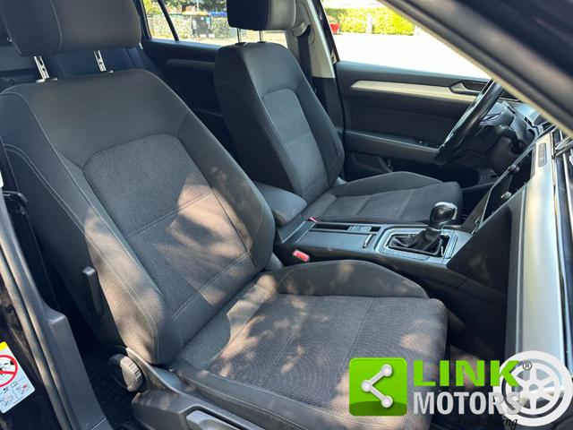 VOLKSWAGEN Passat Variant usata, con Servosterzo