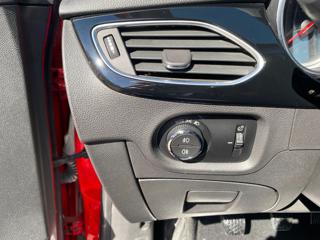 OPEL Astra usata, con USB