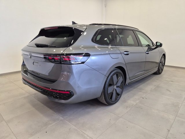VOLKSWAGEN Passat usata, con Alzacristalli elettrici