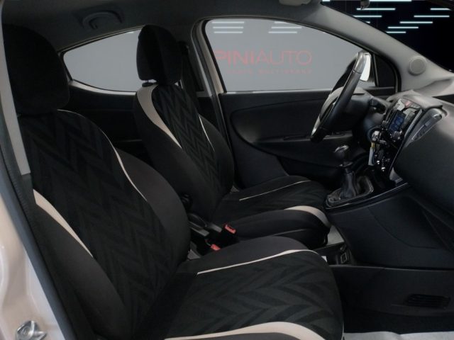 LANCIA Ypsilon usata 15