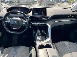 PEUGEOT 5008 usata, con Fendinebbia