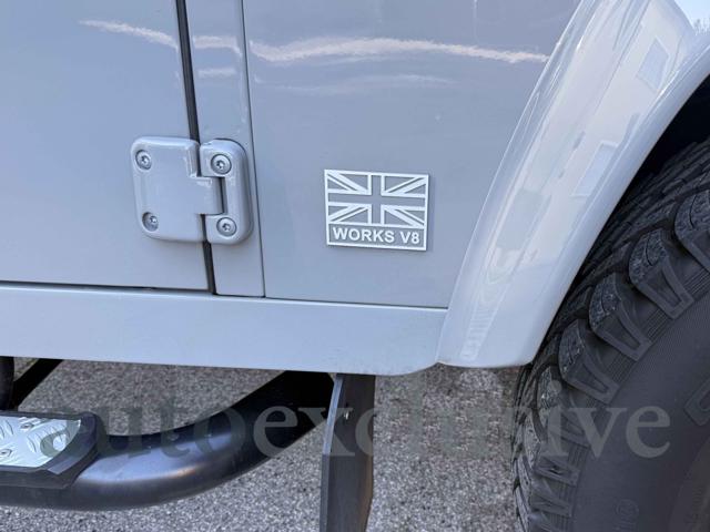 LAND ROVER Defender usata 7