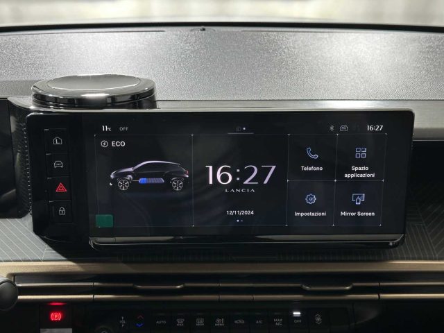 LANCIA Ypsilon usata, con Autoradio digitale