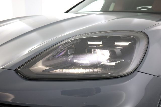 PORSCHE Cayenne usata 14
