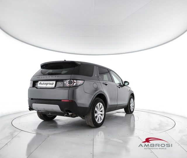 LAND ROVER Discovery Sport usata 2