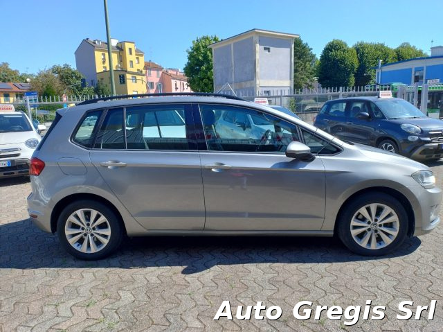 VOLKSWAGEN Golf Sportsvan usata, con Autoradio
