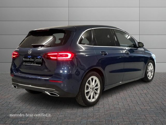 MERCEDES-BENZ B 180 usata, con Airbag