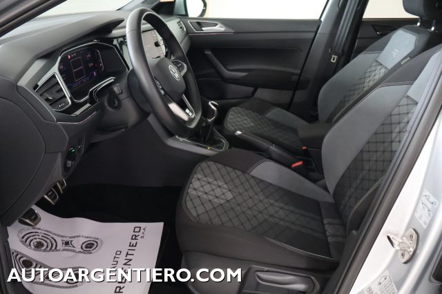VOLKSWAGEN Taigo usata, con Autoradio