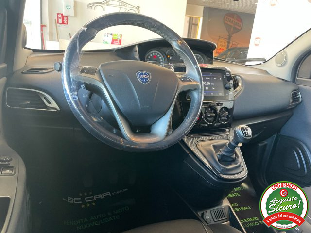 LANCIA Ypsilon usata, con Servosterzo