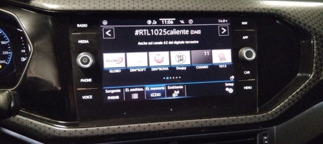 VOLKSWAGEN T-Cross usata 26