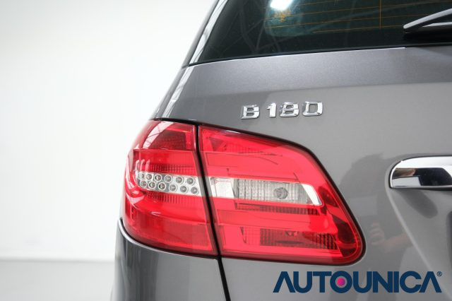 MERCEDES-BENZ B 180 usata 39