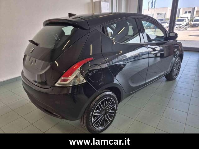 LANCIA Ypsilon usata, con Controllo trazione