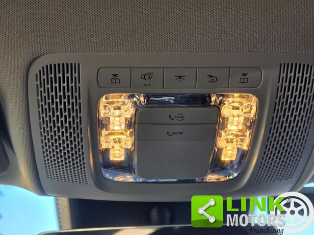 MERCEDES-BENZ A 200 usata, con Touch screen