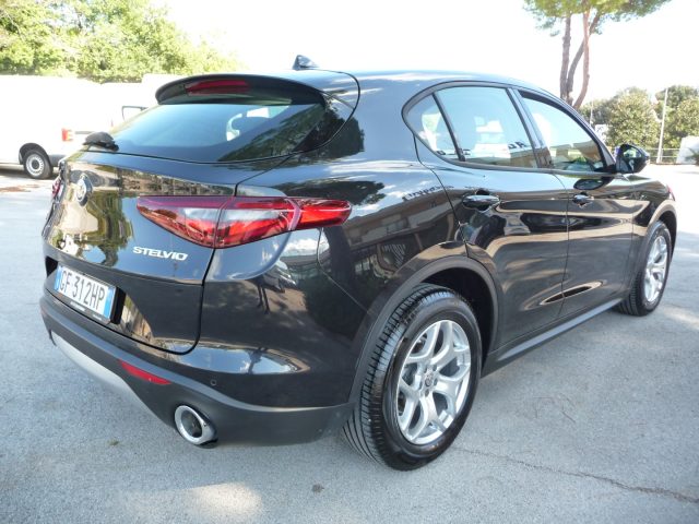 ALFA ROMEO Stelvio usata, con Airbag laterali
