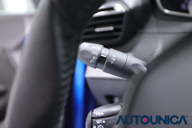 PEUGEOT 208 usata, con Fari LED