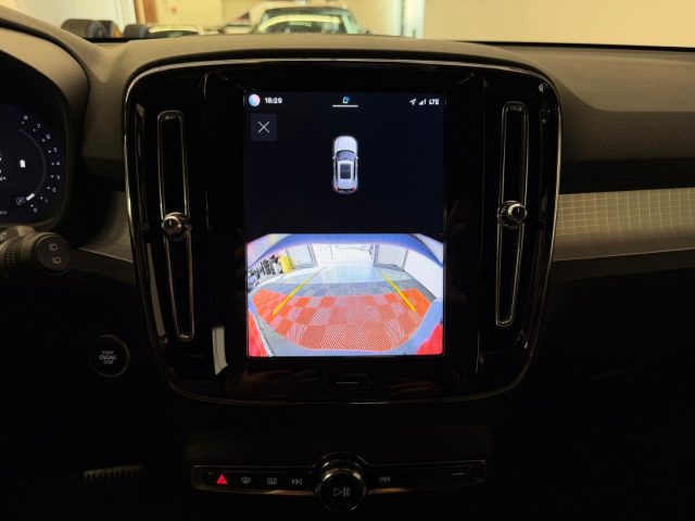 VOLVO XC40 usata, con Fari Xenon
