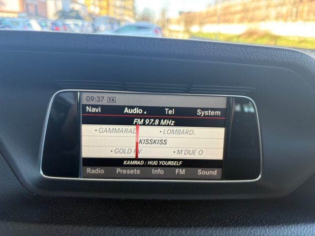 MERCEDES-BENZ E 200 usata, con Bluetooth