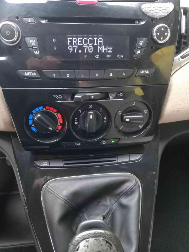 LANCIA Ypsilon usata, con Pneumatici quattro stagioni