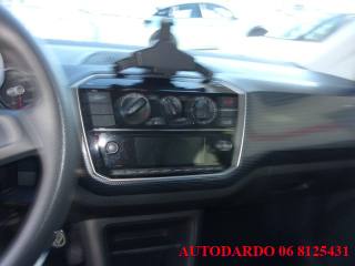 VOLKSWAGEN up! usata 18