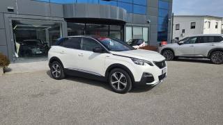 PEUGEOT 3008 usata, con Airbag