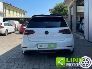 VOLKSWAGEN Golf GTI usata, con Autoradio