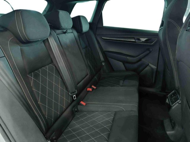 SKODA Karoq usata, con Bluetooth