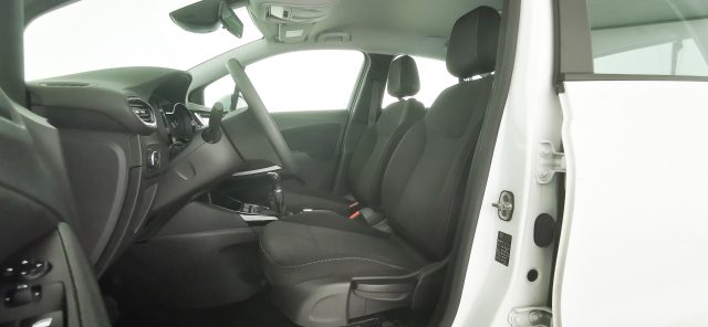 OPEL Crossland X usata, con USB