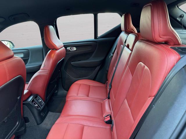 VOLVO XC40 usata, con Controllo automatico clima