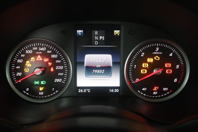 MERCEDES-BENZ CLA usata 6