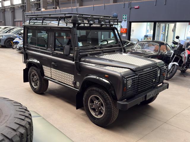 LAND ROVER Defender usata, con Autoradio