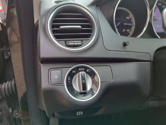 MERCEDES-BENZ C 220 usata, con Controllo automatico clima