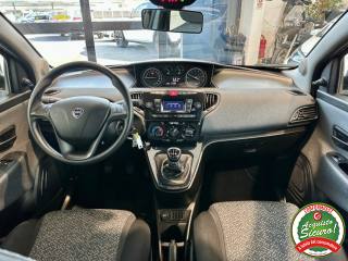 LANCIA Ypsilon usata, con ESP