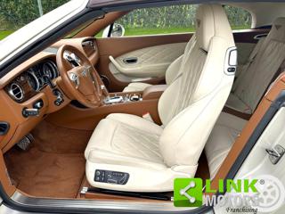 BENTLEY Continental usata, con USB
