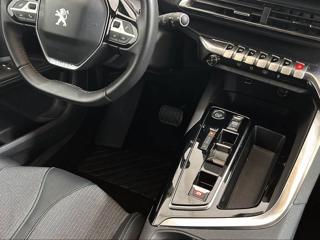 PEUGEOT 5008 usata, con Luci diurne LED