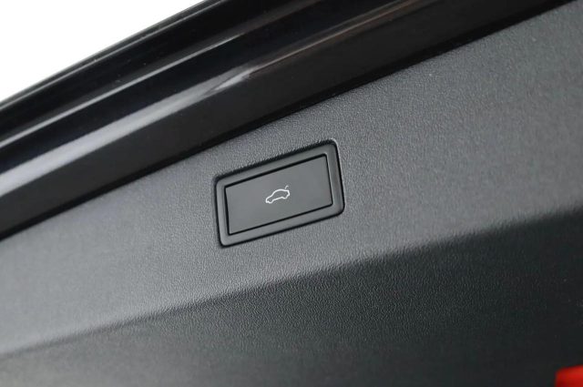 VOLKSWAGEN Tiguan usata, con Controllo automatico clima