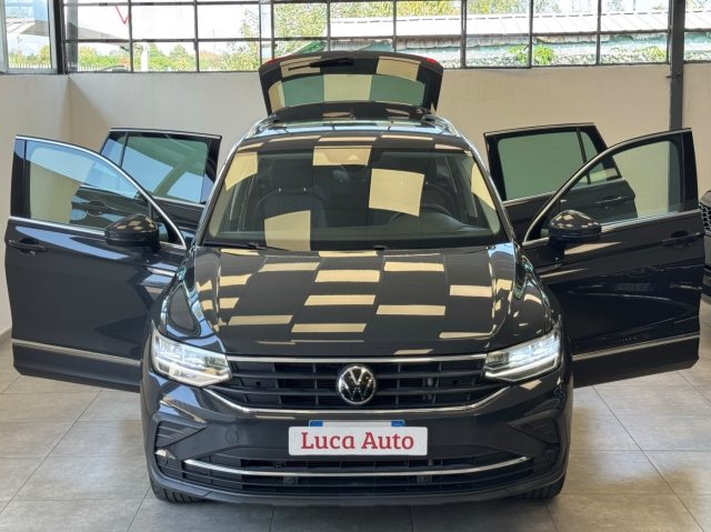 VOLKSWAGEN Tiguan usata, con Airbag