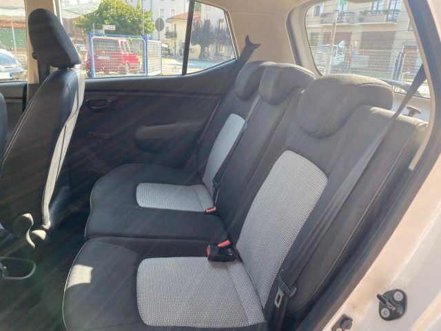 HYUNDAI i10 usata, con Fendinebbia