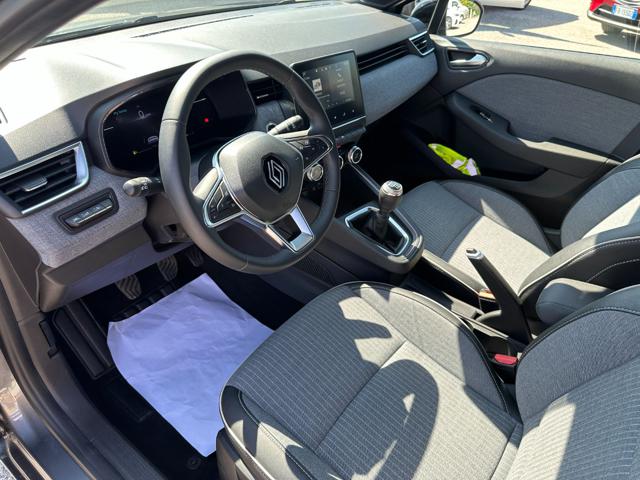 RENAULT Clio usata, con Autoradio