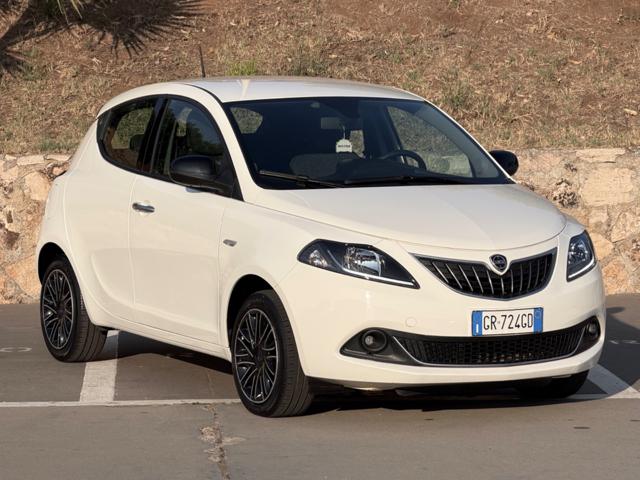 LANCIA Ypsilon usata, con Airbag laterali