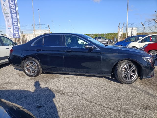 MERCEDES-BENZ E 200 usata, con Climatizzatore