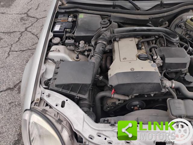 MERCEDES-BENZ SLK 200 usata, con Pneumatici da neve