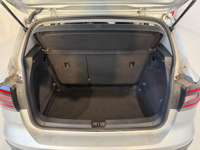 VOLKSWAGEN T-Cross usata 26
