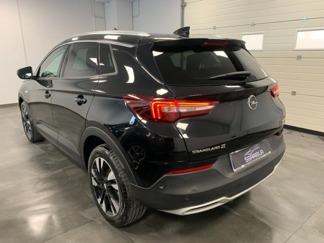 OPEL Grandland X usata, con Alzacristalli elettrici
