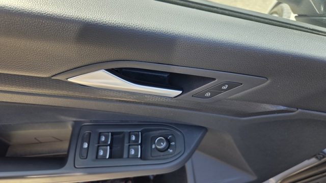 VOLKSWAGEN Golf usata, con Servosterzo