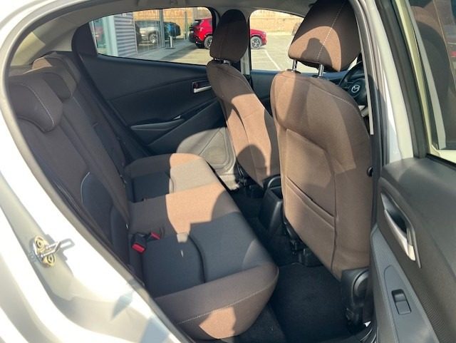 MAZDA 2 usata, con USB