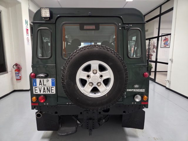 LAND ROVER Defender usata, con Cerchi in lega