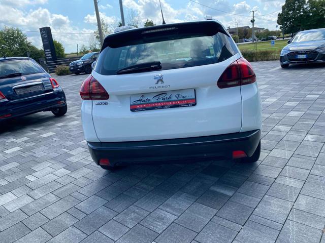 PEUGEOT 2008 usata, con Touch screen