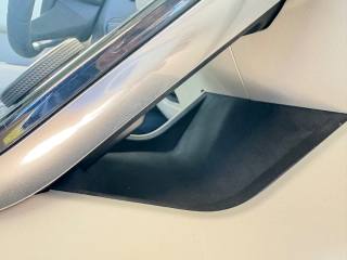 LAND ROVER Range Rover Velar usata, con Airbag testa